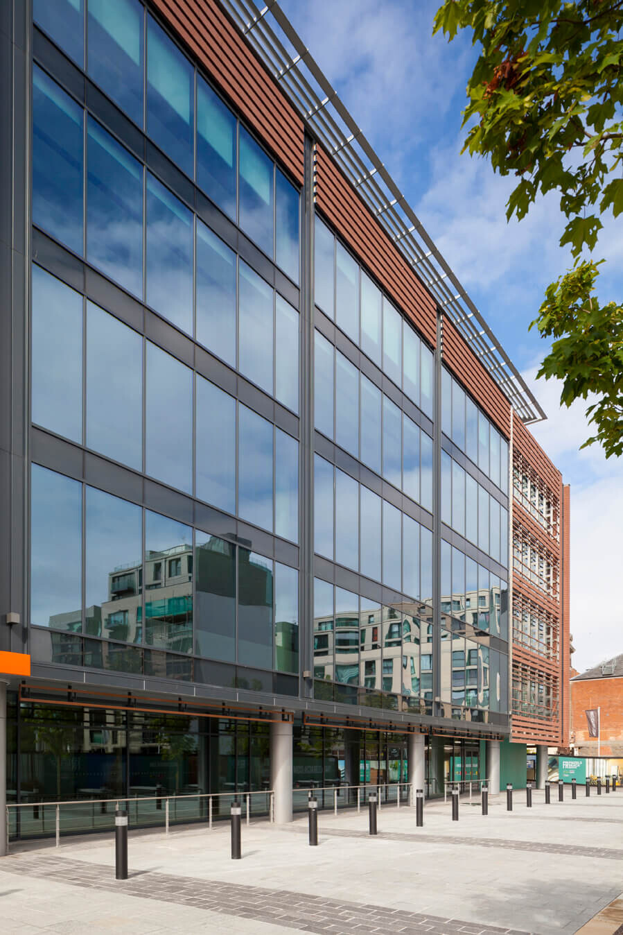 Image for KPMG takes new office as Bristol space race hots up